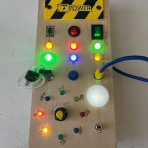 Modtaget Montessori Aktivitetsbræt med LED-lys fra kunden A***a.