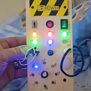 Modtaget Montessori Aktivitetsbræt med LED-lys fra kunden J***y.