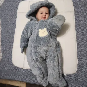 Modtaget Baby Hættet Romper Tykkere Jumpsuit fra kunde J****e.