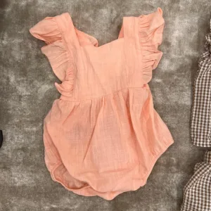 Modtaget Baby Piger Ærmeløs Sparkedragt fra kunde A****e.
