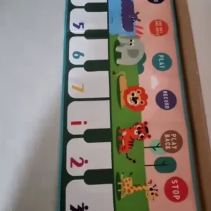 Modtog Gulv Keyboard Måtte med Dyrelyde fra kunde B***a.