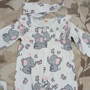 Modtaget Baby Langærmet Romper med Hårbånd fra kunde N***u.