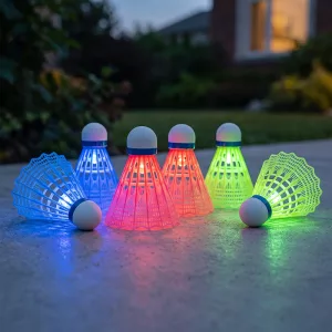 6 stk. Lysstærkt LED-oplyst Nylon Fjerboldsæt